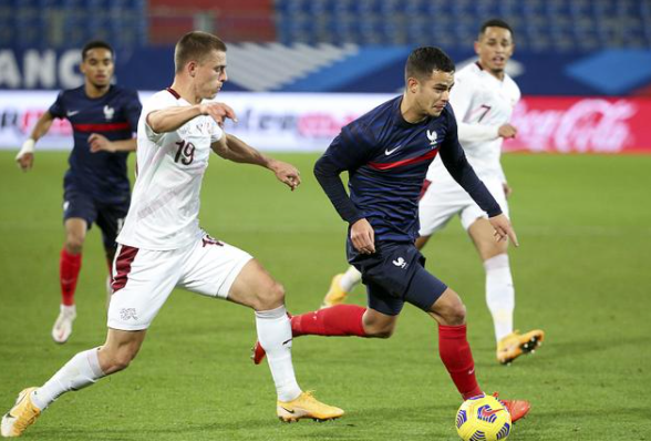 荷兰队在悉尼遭遇挑战：欧洲国家锦标赛揭示能力的简单介绍