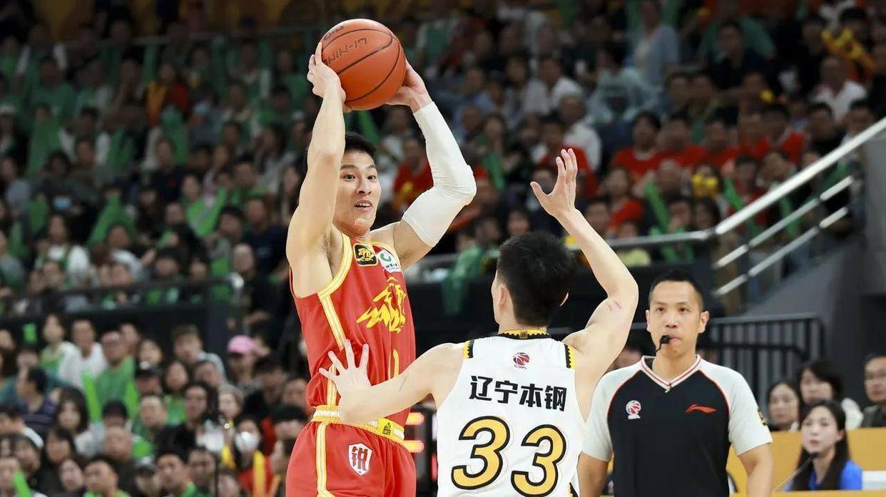 爱游戏官方登录入口-包含山东男篮卫冕冠军依然强势，战胜对手轻松的词条