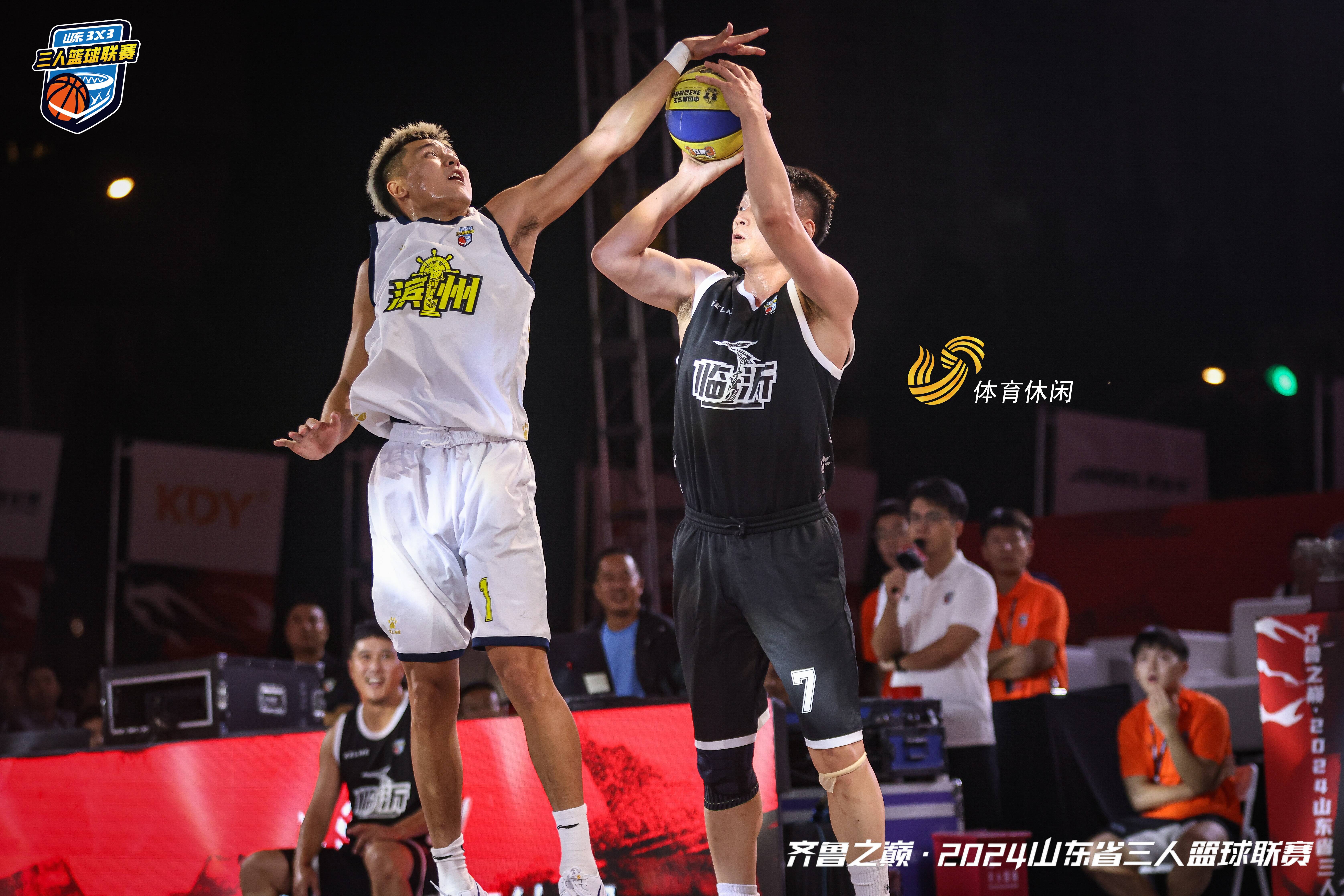 包含山东男篮卫冕冠军依然强势，战胜对手轻松的词条