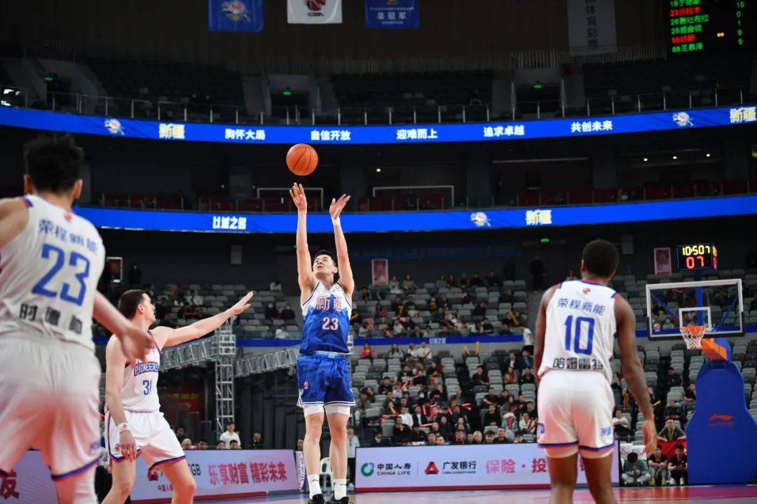 爱游戏官方入口-新疆队在与天津队的对阵中获得胜利