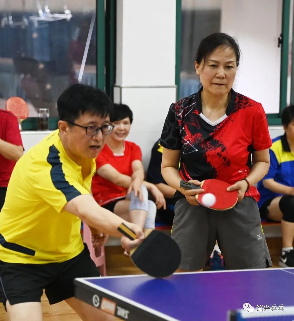 关于日本篮球甲级联赛首轮比赛圆满收官，球迷热情高涨的信息