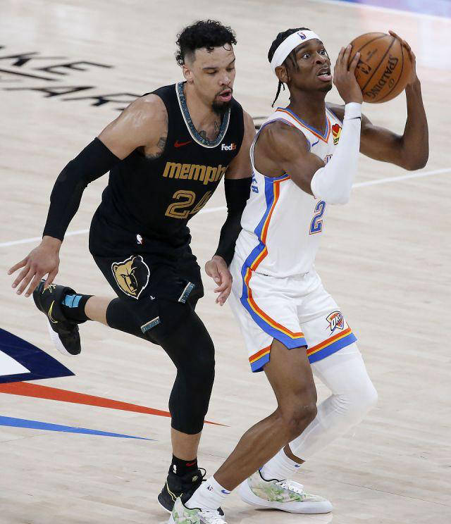 猛龙队客场轻松击败对手,领先优势再次扩大的简单介绍 猛龙队客场轻松击败对手,领先优势再次扩大的简单介绍