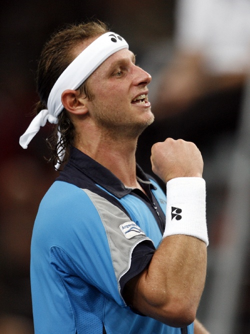 包含奥地利大获全胜，晋级欧预赛半决赛的词条