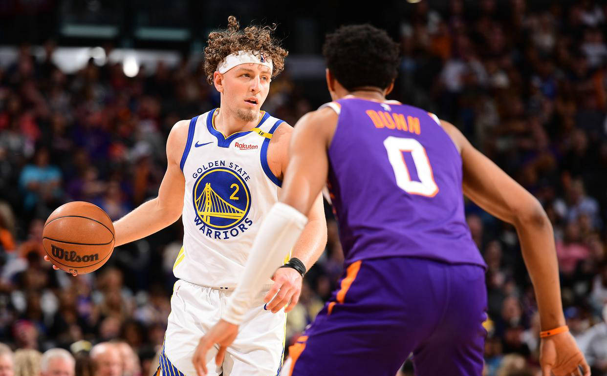 独行侠惜败太阳,西部季后赛希望险象环生的简单介绍 独行侠惜败太阳,西部季后赛希望险象环生的简单介绍