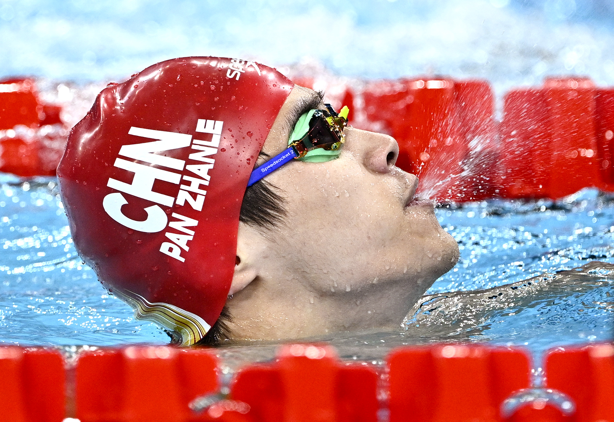 关于澳大利亚游泳队夺得男子x米接力金牌的信息 关于澳大利亚游泳队夺得男子x米接力金牌的信息