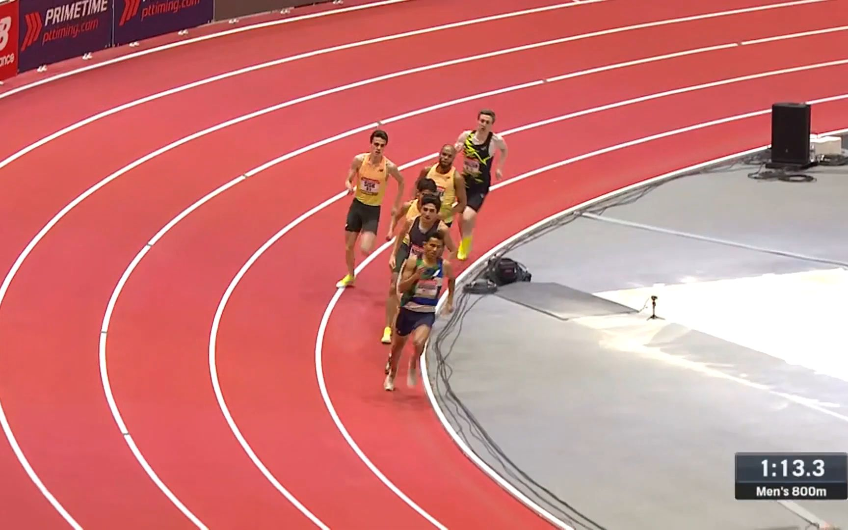 英国田径健将顽强晋级决赛