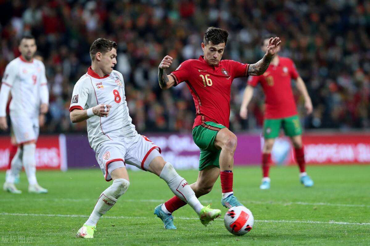 爱游戏官网-匈牙利客场不敌罗马尼亚队，无缘晋级