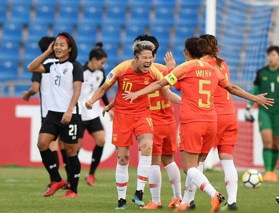 挑战极限:女足比赛中挑战自我的简单介绍 挑战极限:女足比赛中挑战自我的简单介绍