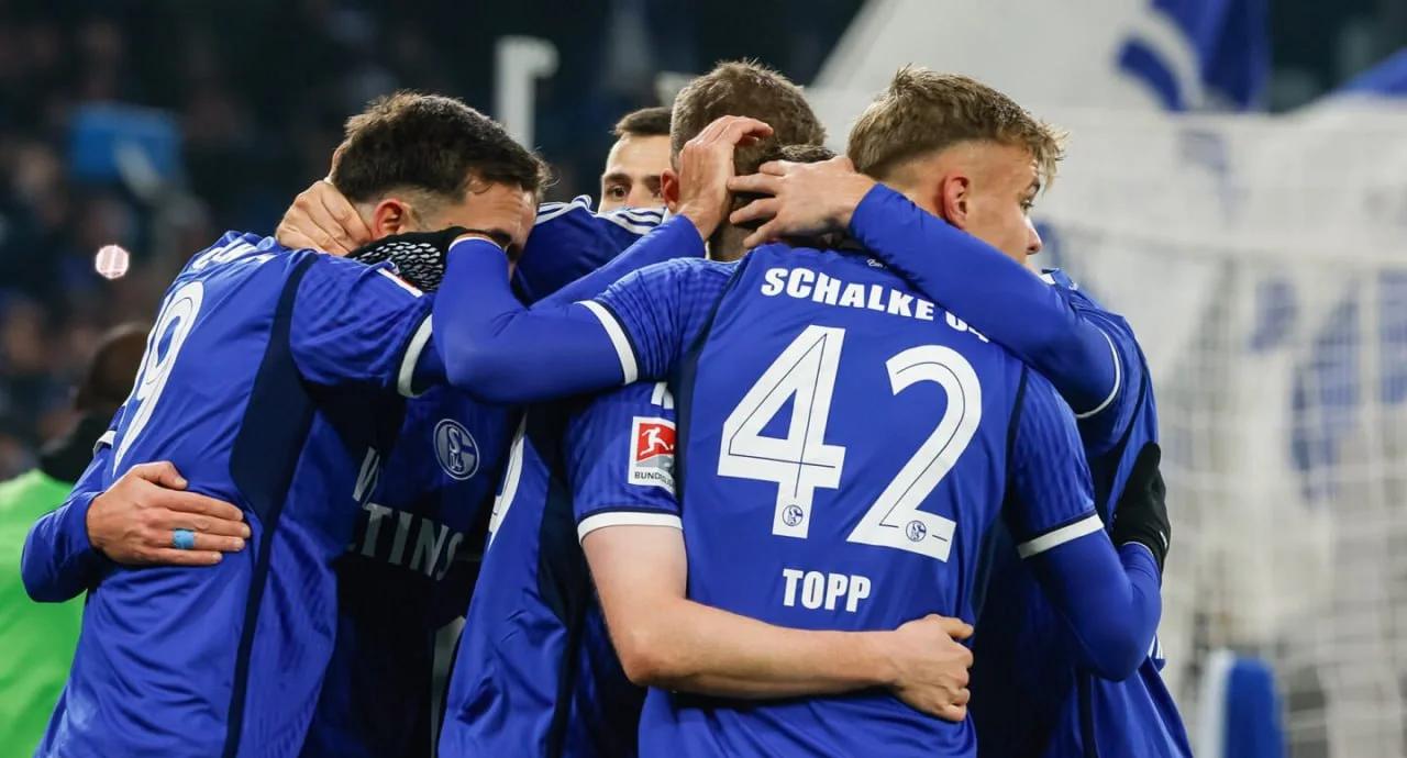 沙尔克希望主场击败汉堡，争取进步的简单介绍