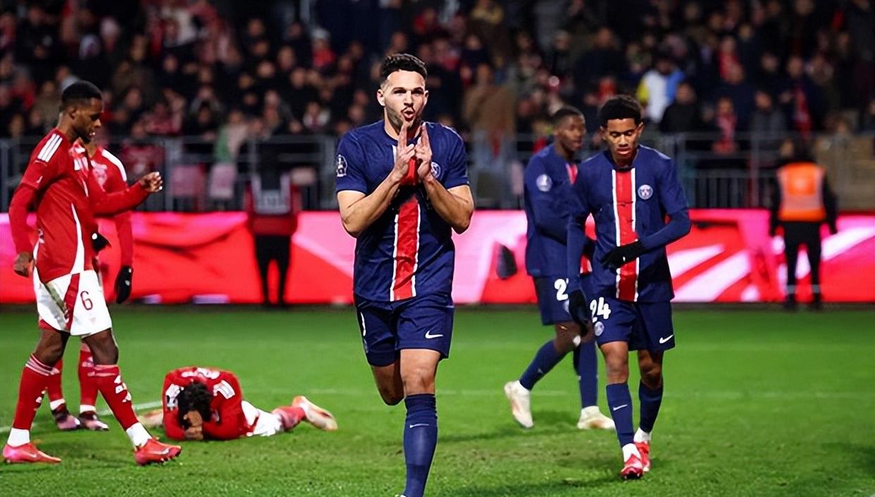 南特大胜摩纳哥，取得法甲关键胜利纳账的简单介绍