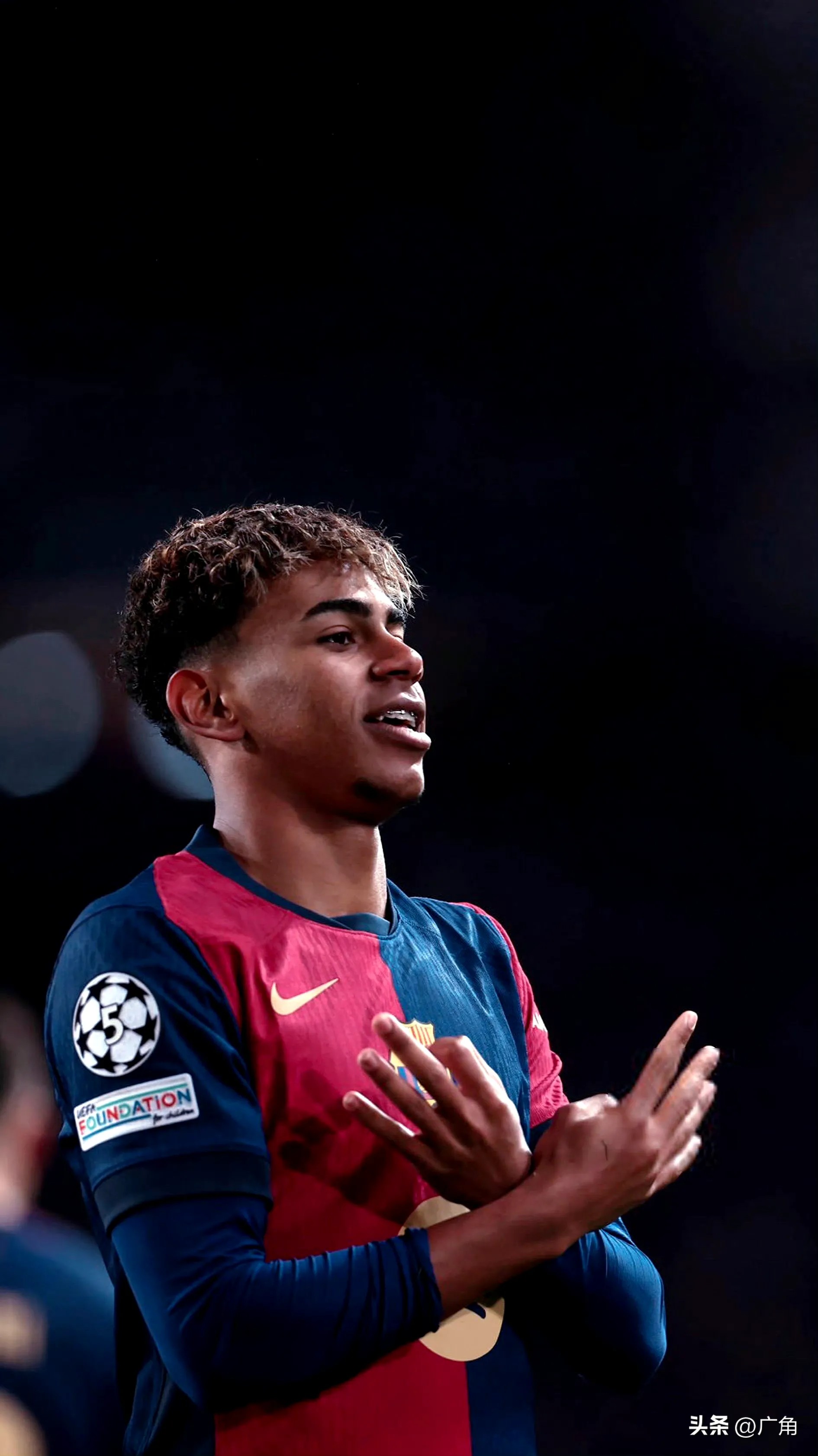 瓦伦西亚战胜对手，晋级步步为营！