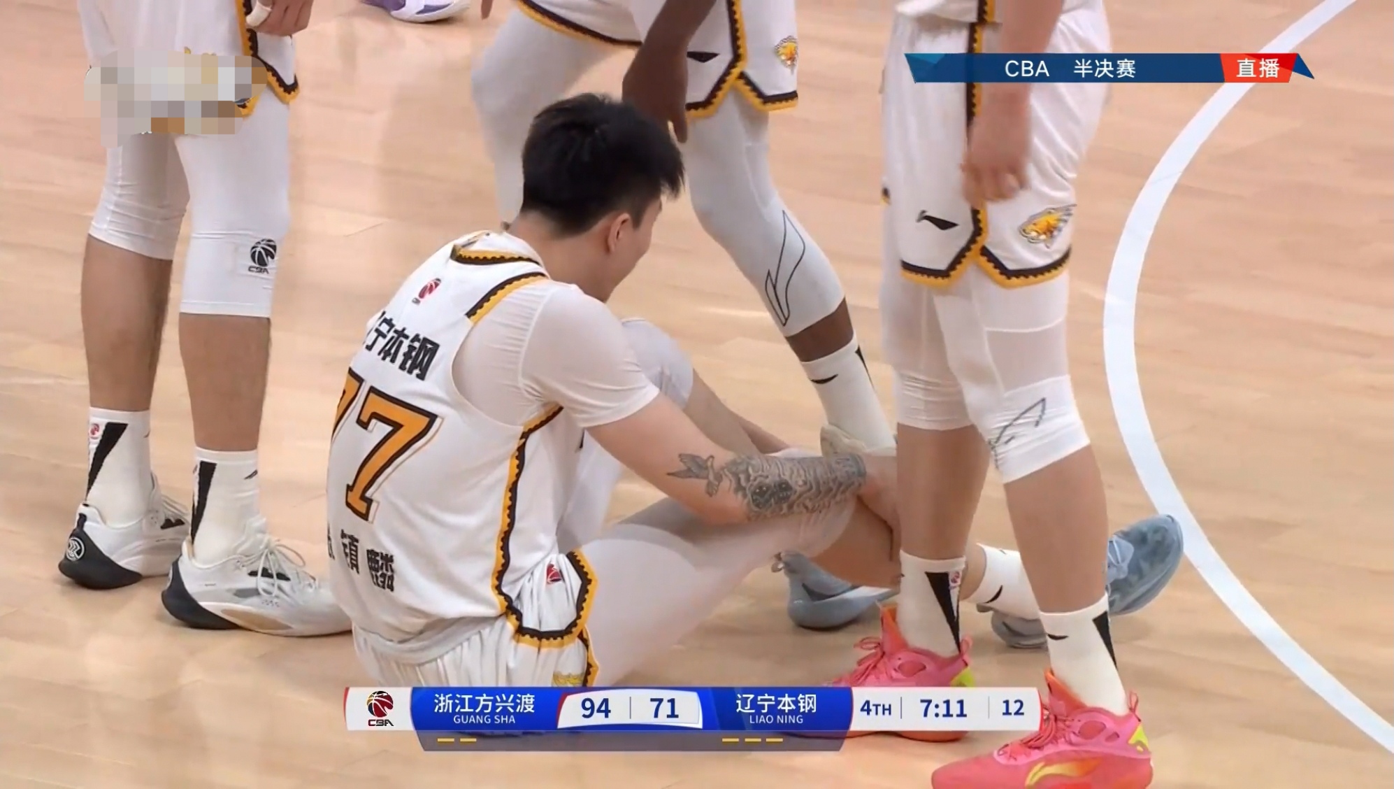 辽宁本钢队背靠背对阵山东男篮