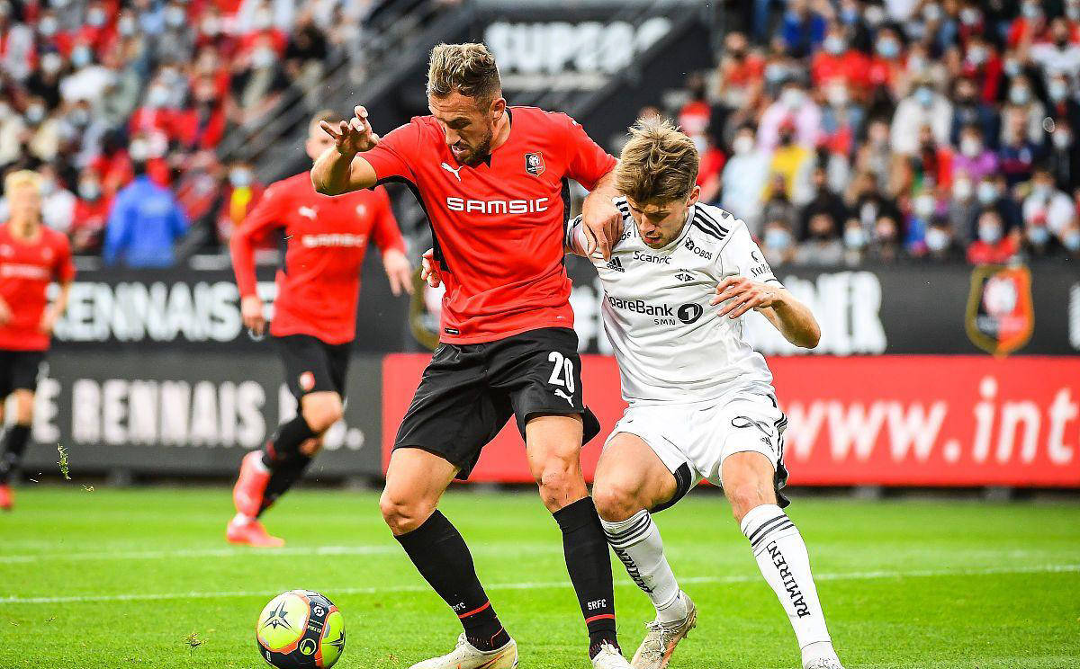 包含奥格斯堡主场击败对手,扭转保级困境的词条 包含奥格斯堡主场击败对手,扭转保级困境的词条