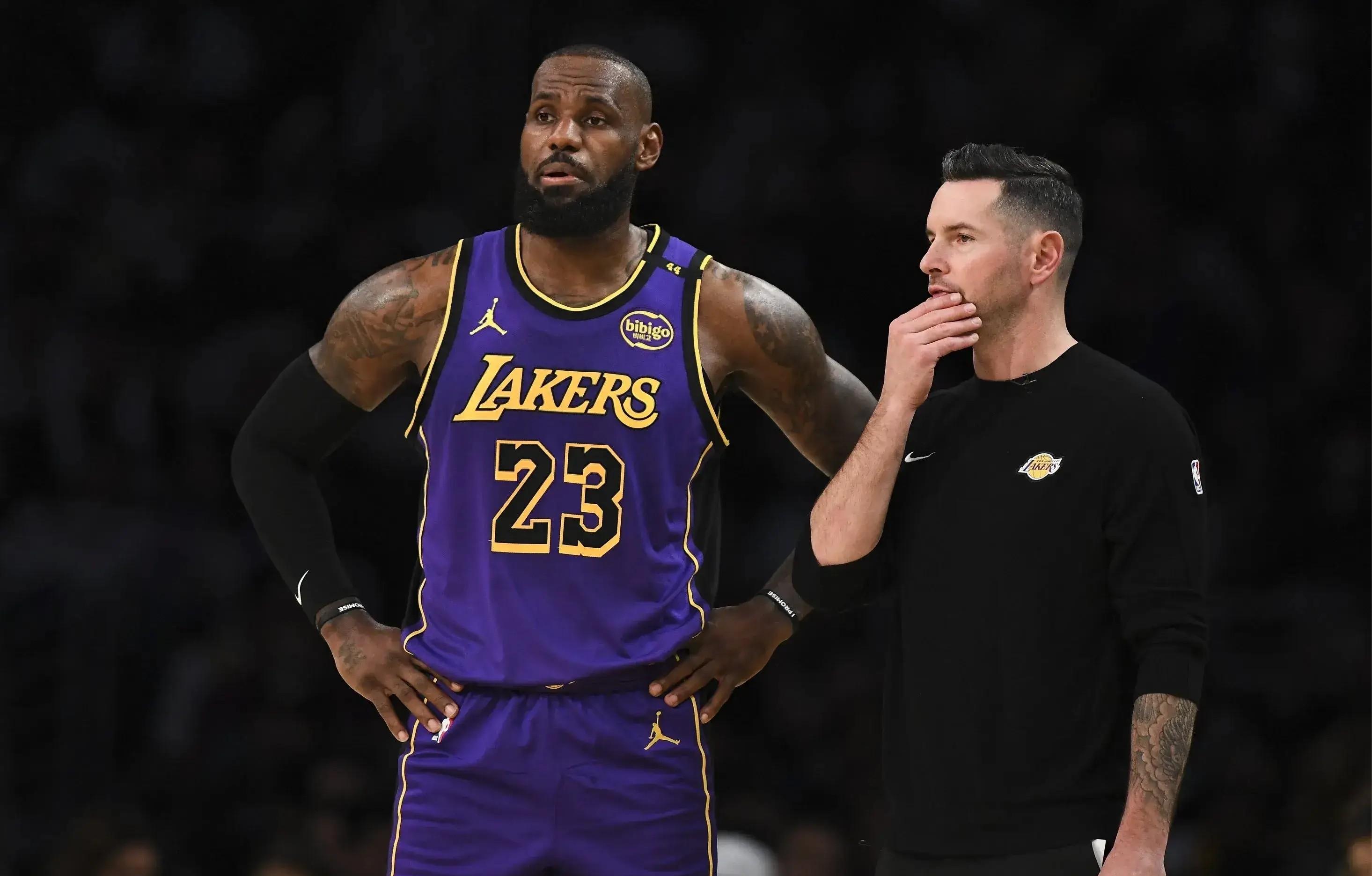 湖人逆袭开拓者东区半决赛暂领先 湖人逆袭开拓者东区半决赛暂领先