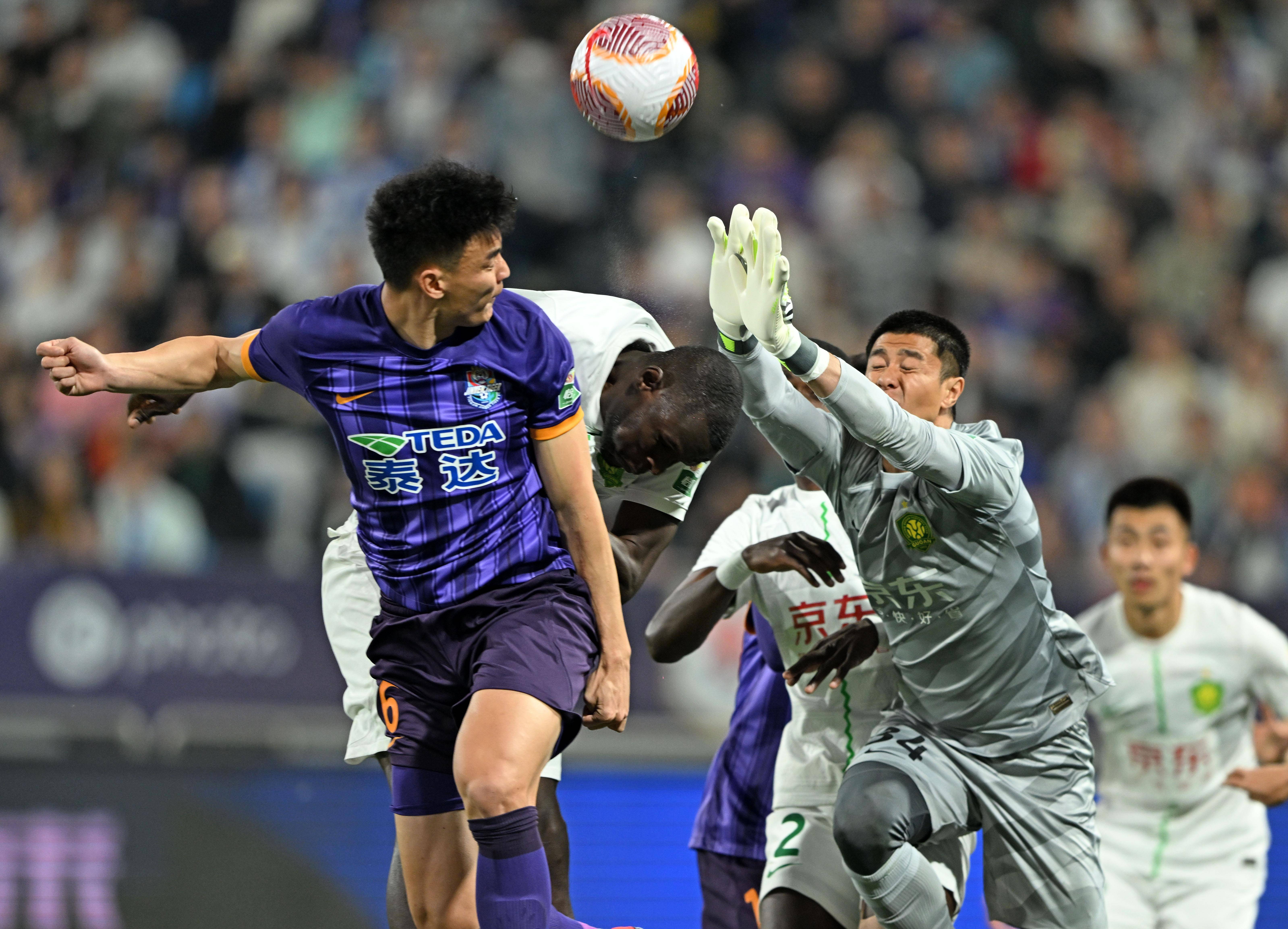 天津泰达客场战胜北京国安，取得胜利