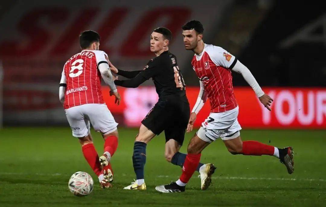 爱游戏中国官网-雷丁主场大捷，逆转维冈晋级英冠的简单介绍