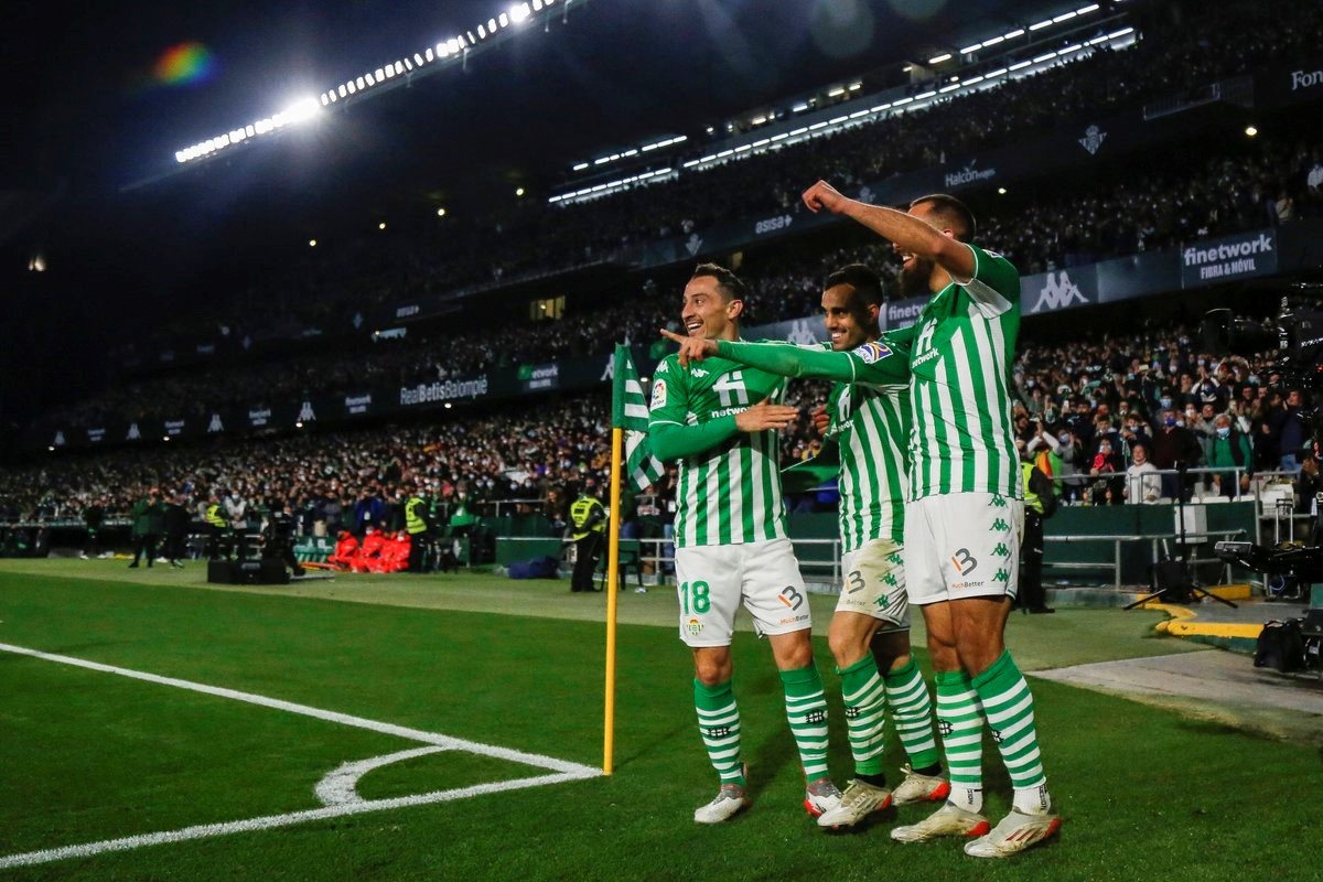 塞维利亚大破成功晋级八强赛的简单介绍 塞维利亚大破成功晋级八强赛的简单介绍