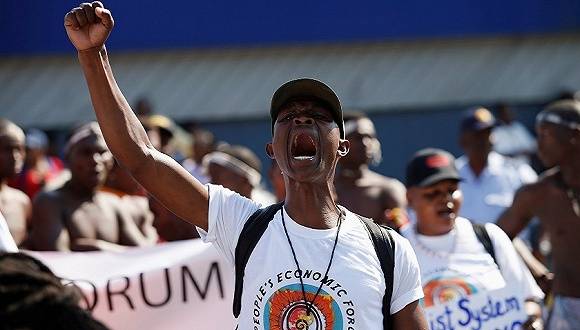 爱游戏官方登录入口-南非篮球明星在社交媒体上公开道歉