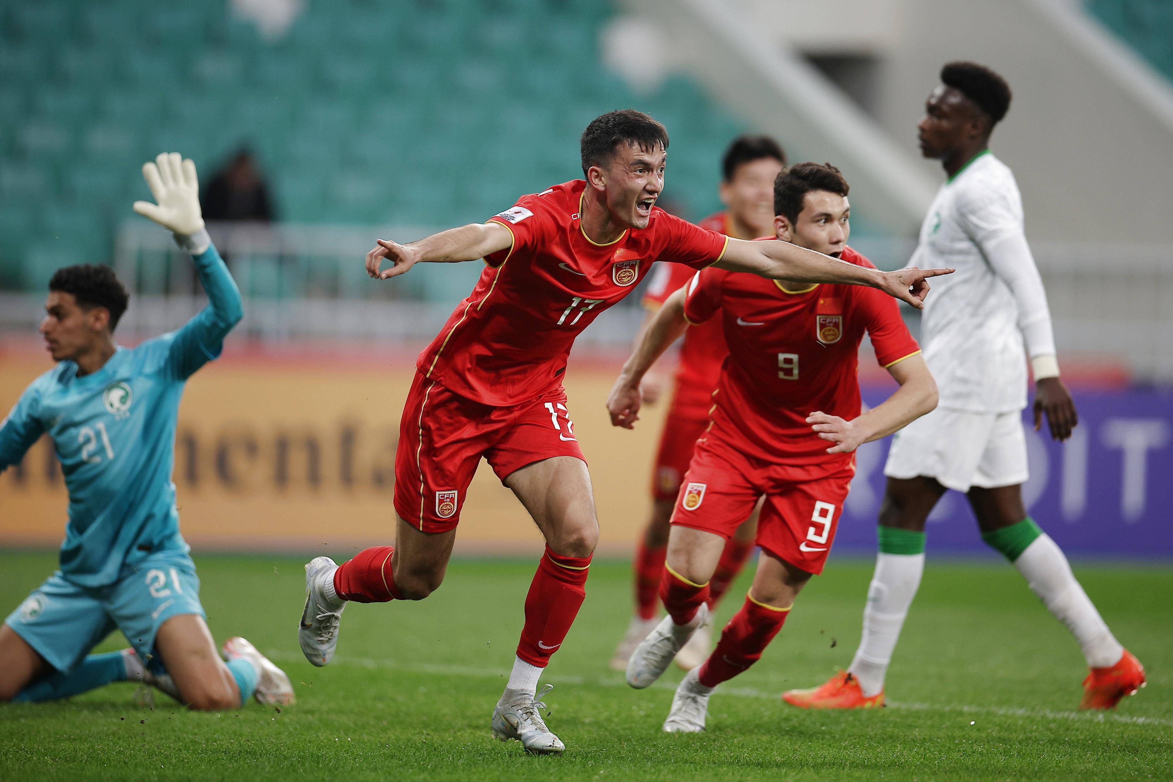 球员们用奋力的表现征服了球迷的心