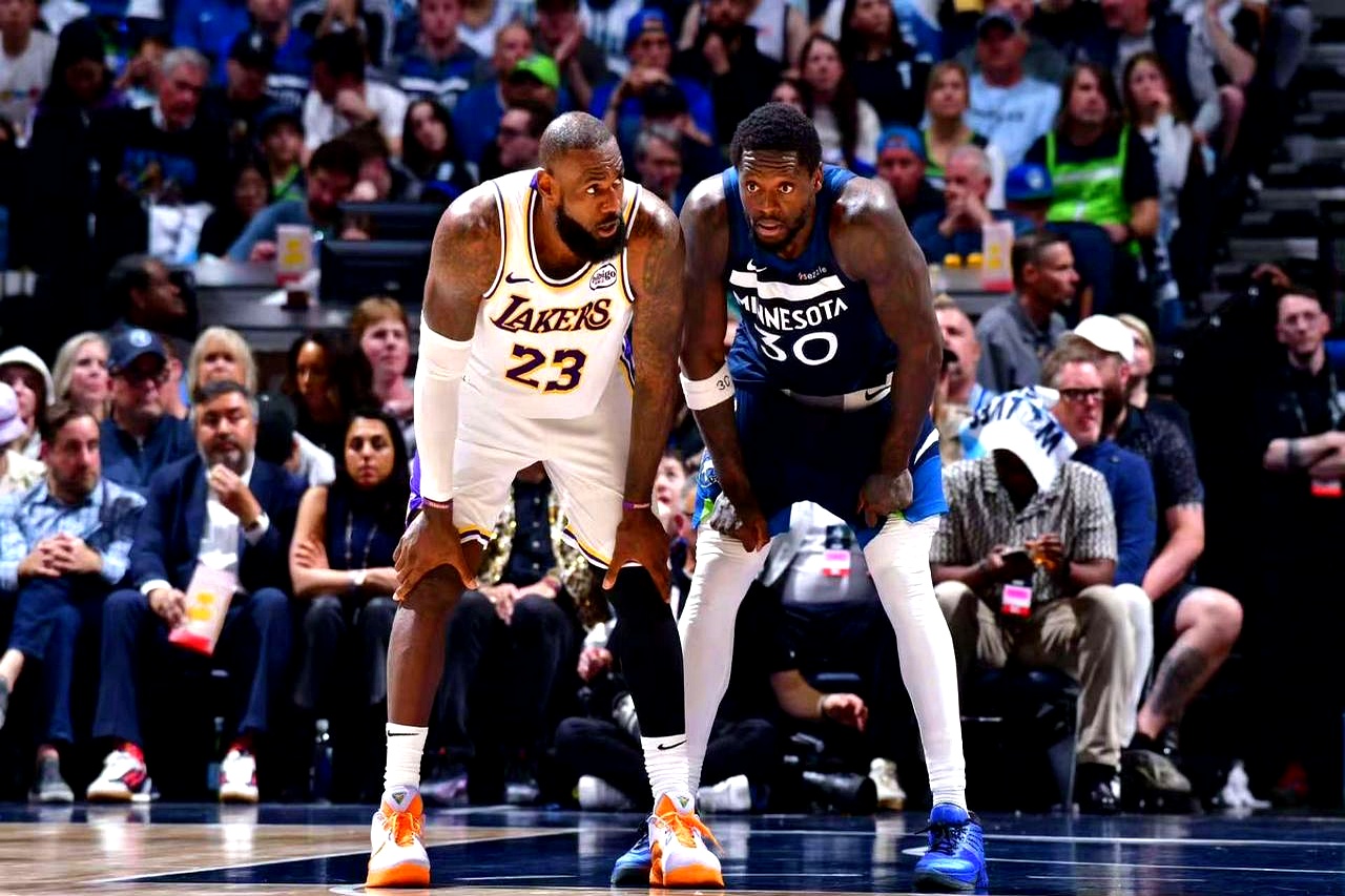 爱游戏官方入口-包含篮网与森林狼激战，场上气氛紧张火爆的词条