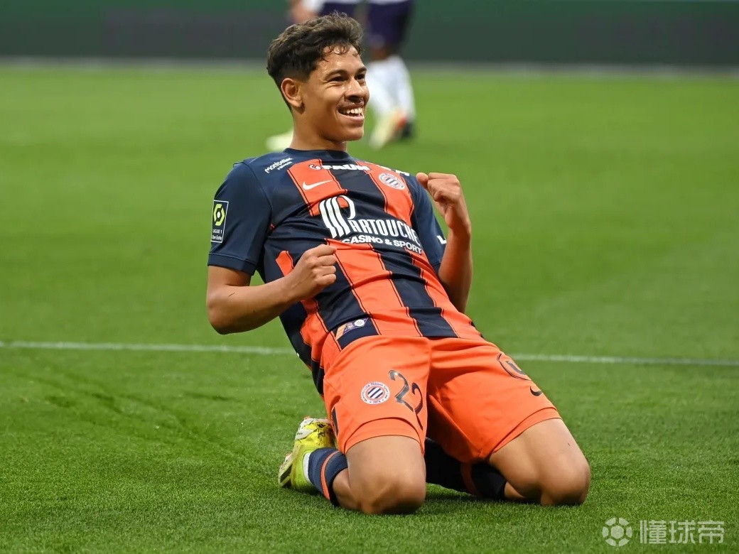 摩纳哥队在联赛中取得胜利,实力逐渐增强 摩纳哥队在联赛中取得胜利,实力逐渐增强