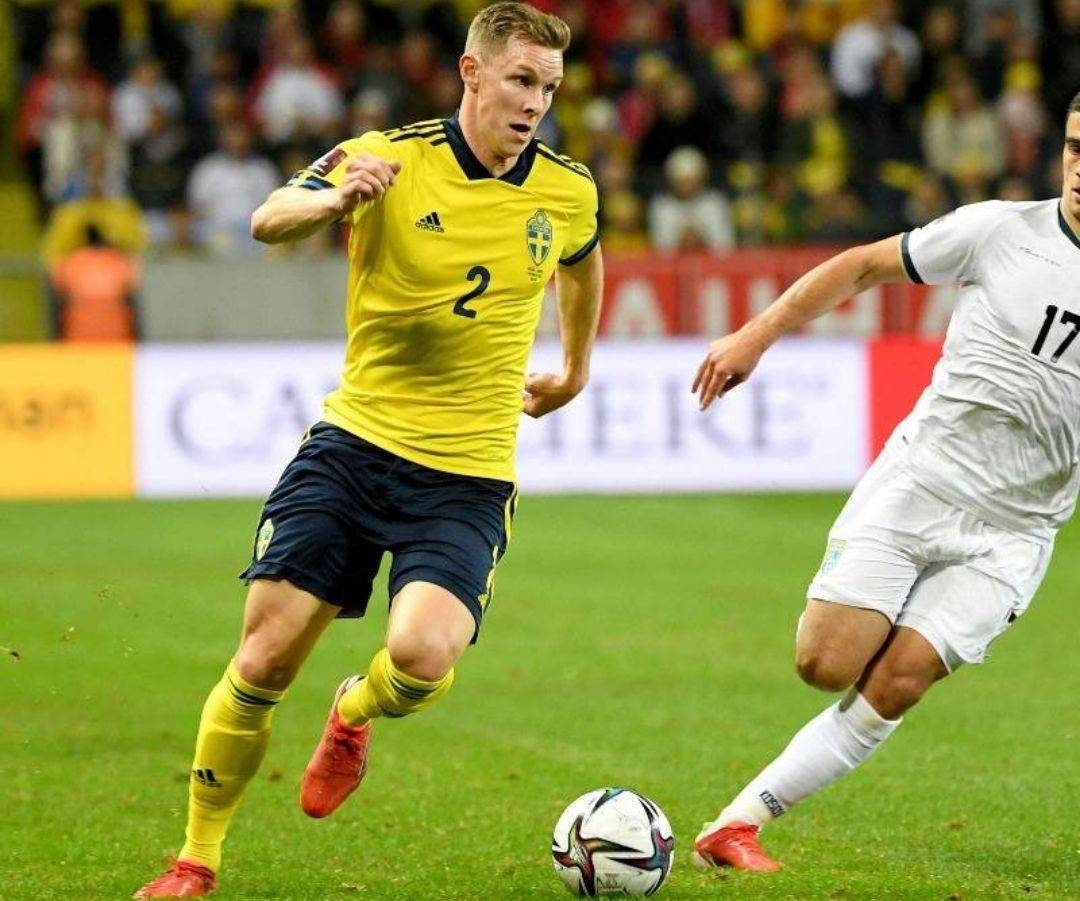 波兰对阵瑞典,一场硬仗将在球场上展开 波兰对阵瑞典,一场硬仗将在球场上展开