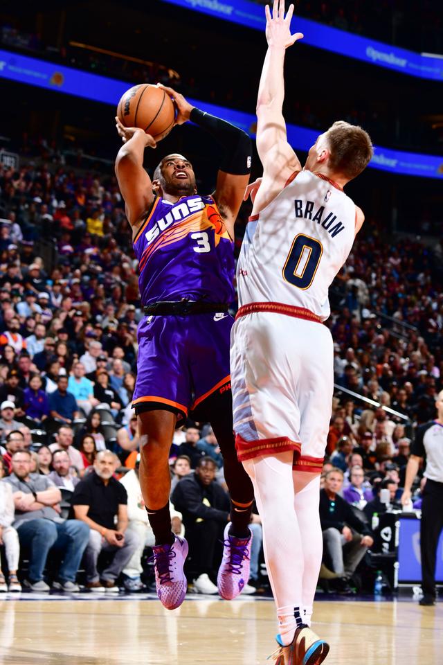 爱游戏官网网页版入口-骑士告捷太阳，霍勒迪全场砍下26分的简单介绍