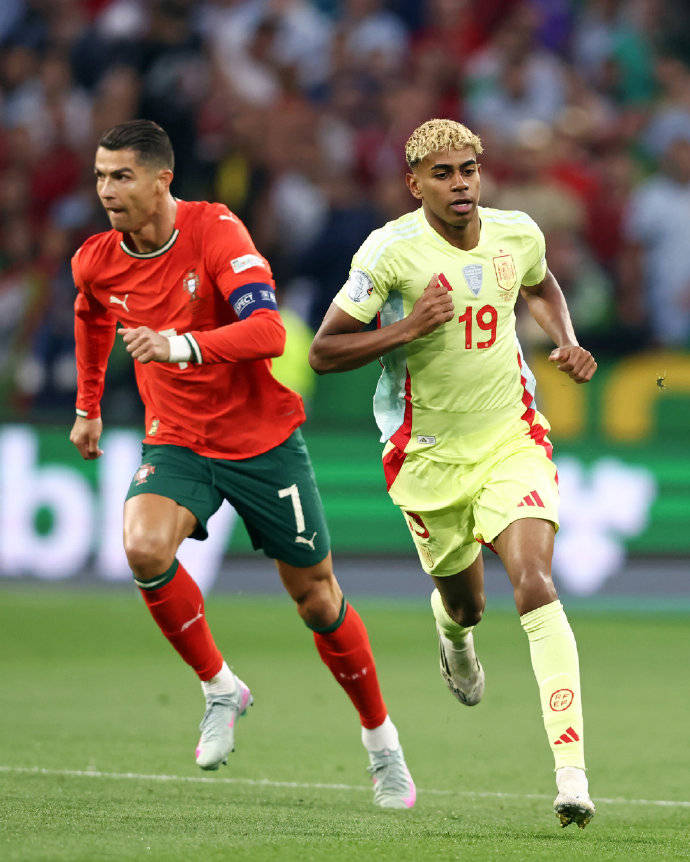 包含欧国联比赛的激动人心瞬间，让我们一起来回味一下的词条